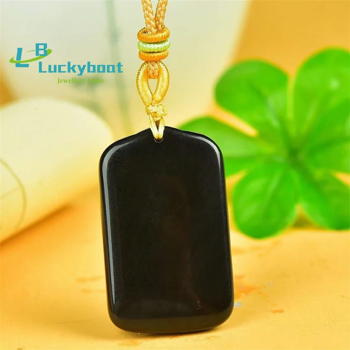 Natural Gold Silk Jade Black W - Vintage Fashion Ornaments 评论和价格