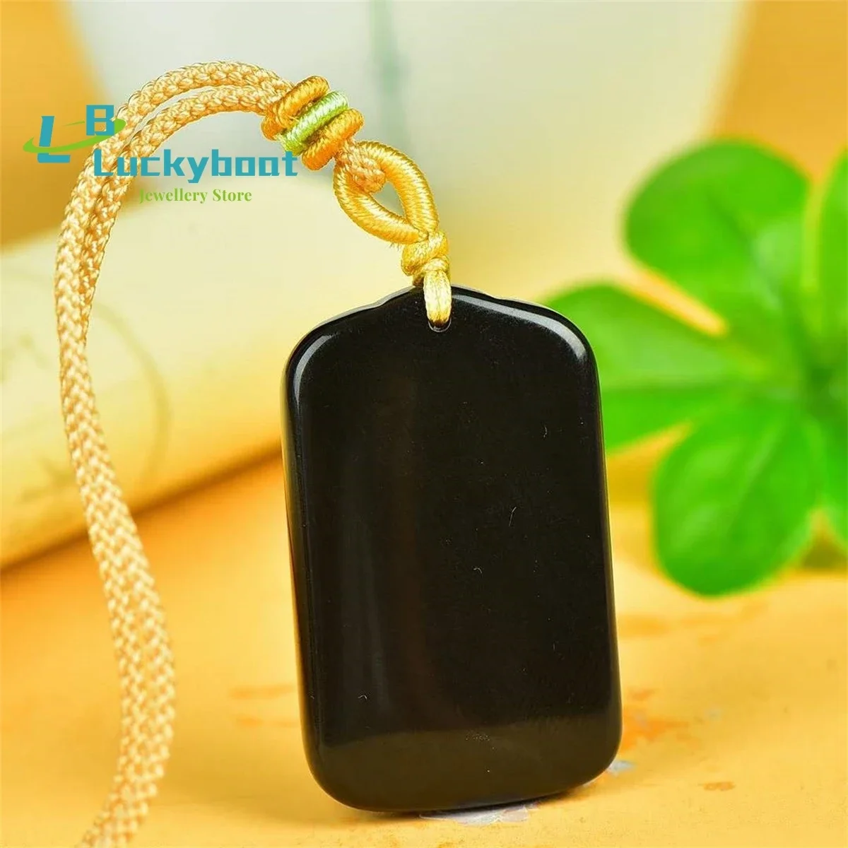 Natural Gold Silk Jade Black W - Vintage Fashion Ornaments 评论和价格