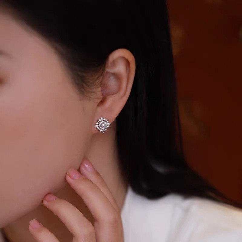 Elegant Vintage Sunflower Stud - Vintage Fashion Center 评论和价格