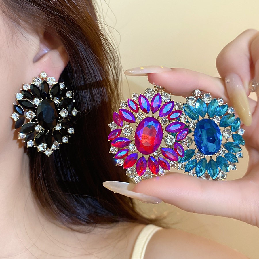 Oval Center Crystal Floral Stu - Vintage Fashion Center 评论和价格