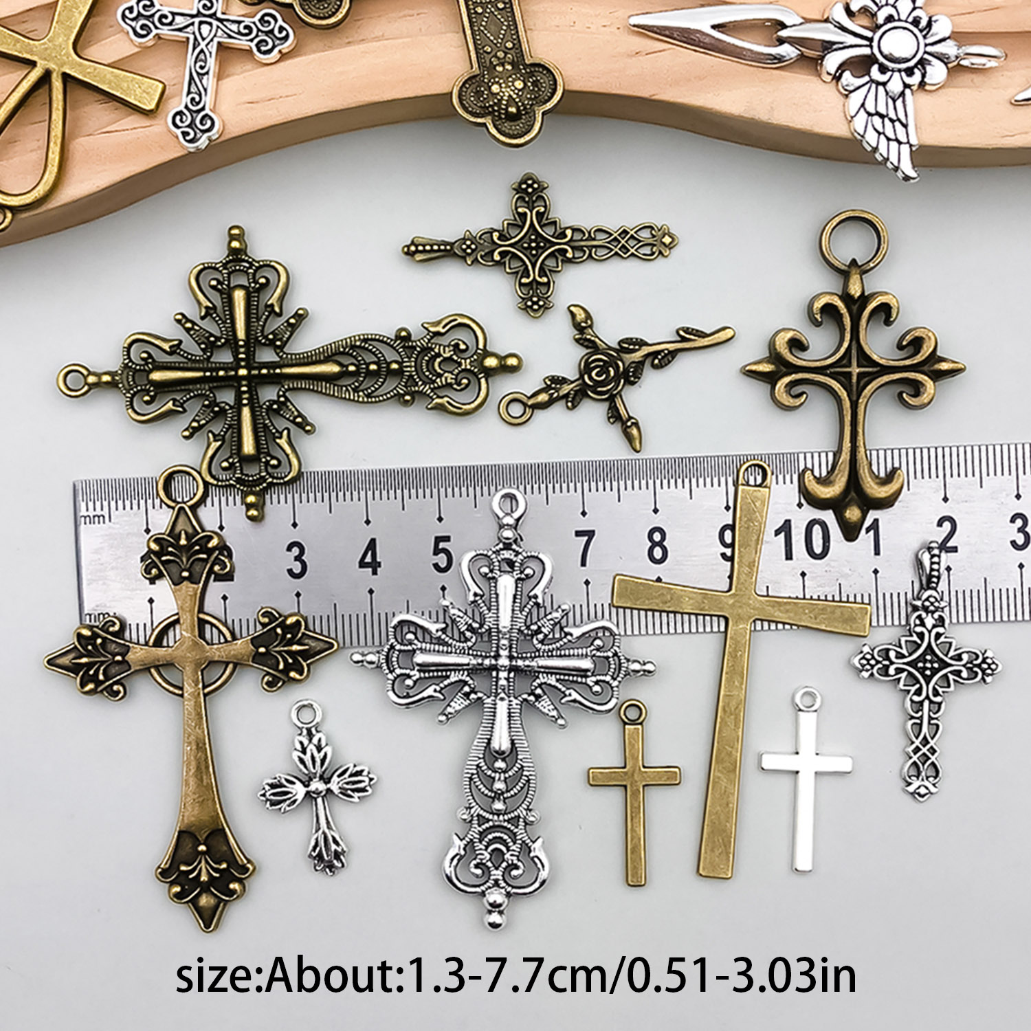 Cross-border Hot-Selling Cross - Vintage Fashion Ornaments 评论和价格